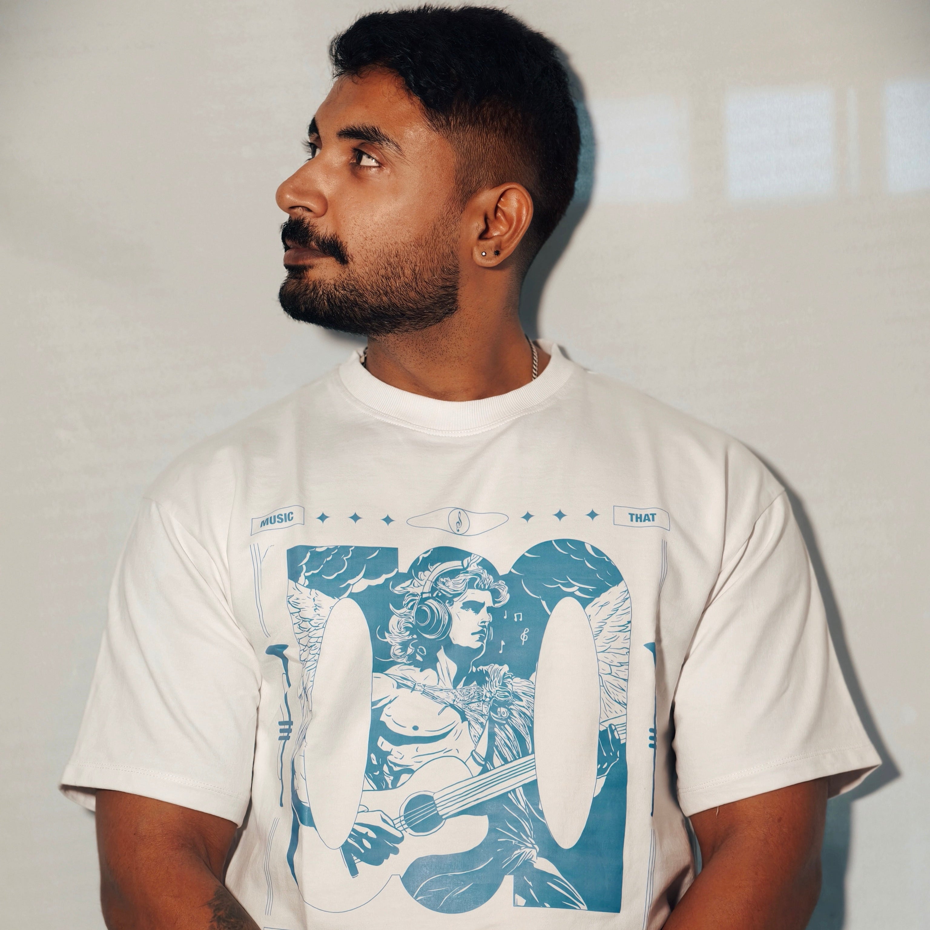 Mostly Mo! - Limited T-shirt